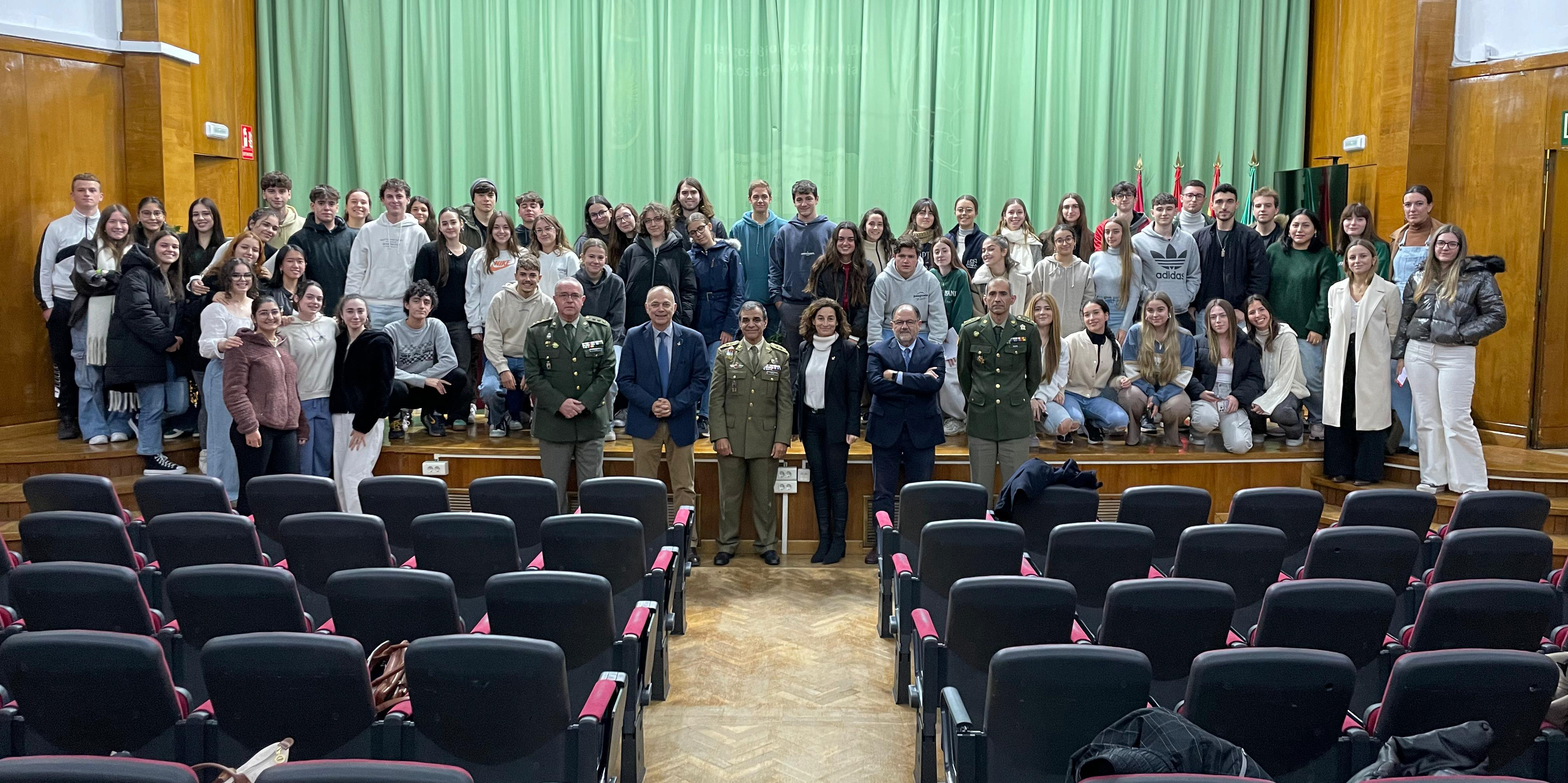 Seminario: PAPEL DE LA ASISTENCIA VETERINARIA EN  LAS OPERACIONES CIMIC EN EL EXTRANJERO